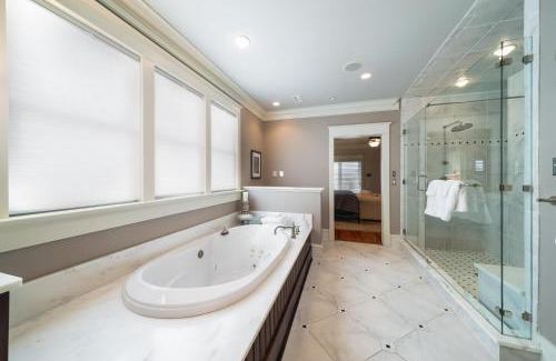 Isle of Palms Maison | 814 Carolina - Custom Private Home -Pool, Roof Top Deck