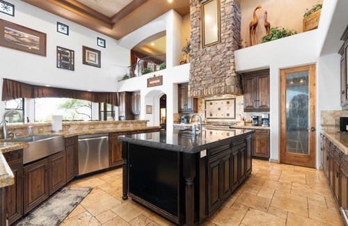 Cave Creek Maison | 8400sf Spectaculaire Mansion billard et un minigolf Scottsdale / Cave Creek (16 lits)