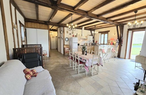Mazeyrolles Maison | 85 m² Gîte ∙ 2 chambres ∙ 4 personnes