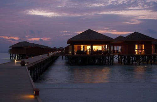 Vilamendhoo Island Station Balnéaire | 85 m² Résidence de vacances ∙ 127 personnes