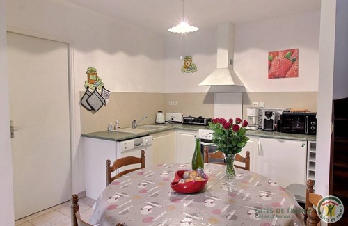 Plounevez-Moedec Maison | 87 m² Gîte ∙ 2 chambres ∙ 4 personnes