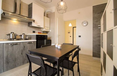 Montichiari Station Balnéaire | 87 m² Chambre privée ∙ 1 chambre ∙ 3 personnes