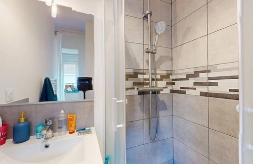 Mons-en-Baroeul Station Balnéaire | 87 m² Chambre privée ∙ 1 chambre ∙ 1 personne