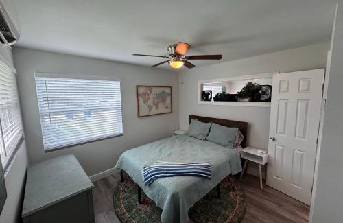 Vero Beach Appartement | 875 Oasis #4 Location!