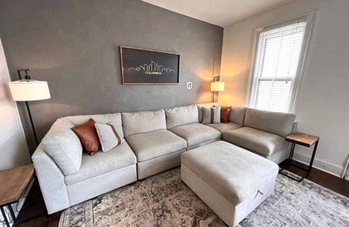 German Village Appartement | 886 Macon (2 bdrm) · Walkable German Village home w/ fenced yard