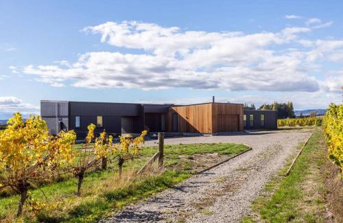 Dyerville Maison | 89 In The Vines