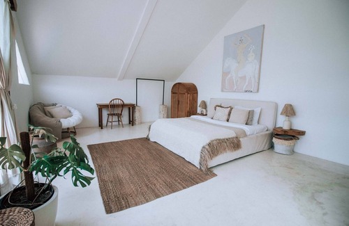 Padonan Hôtel | 9 Bedroom Hotel Sages with Private Pool
