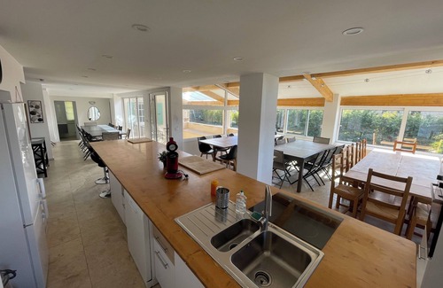 Rosieres Maison | 9-bedroom house in charming Rosières with AC, fitness room, WiFi