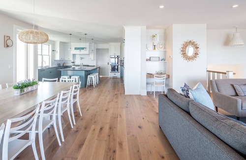 Ogunquit - Wells Maison | Ocean Front, Private Moody Beach, New Construction **** Now Booking ****