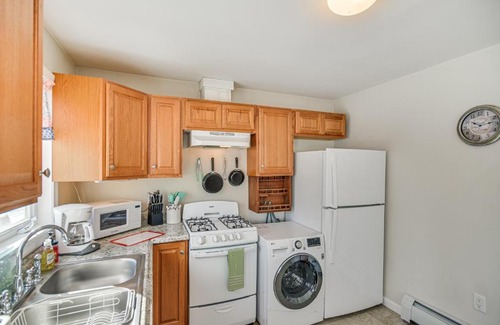 Westport Maison | 9 Mi to Beach Home with Private Yard in Westport