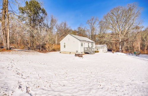 Westport Maison | 9 Mi to Beach: Home w/ Private Yard in Westport