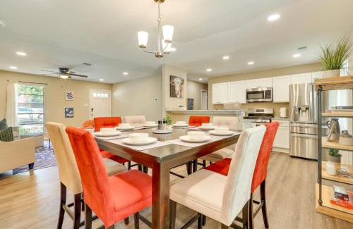Vance Jackson Maison | 9 Mi to Downtown Home with Deck in San Antonio