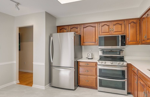 Dayton Maison | 9 Mi to Historic District: Ellicott City Home!