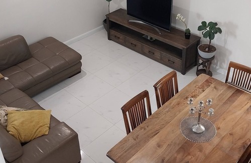 Currimundi Maison | 9 Room Family and Pet Friendly Home