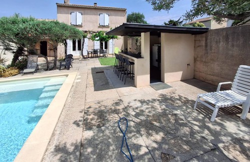 Sorgues Maison | 90 m² Duplex ∙ 3 chambres ∙ 6 personnes