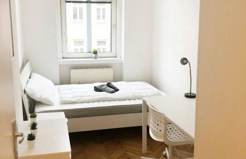 Favoriten Station Balnéaire | 90 m² Chambre privée ∙ 1 chambre ∙ 1 personne