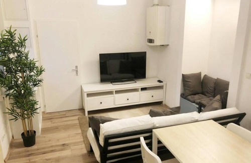 Favoriten Station Balnéaire | 90 m² Chambre privée ∙ 1 chambre ∙ 1 personne