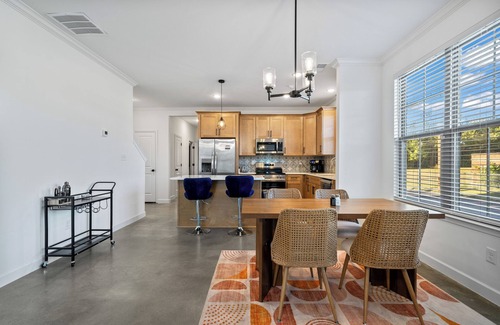 Downtown Memphis Maison | 915 & 917 Galloway