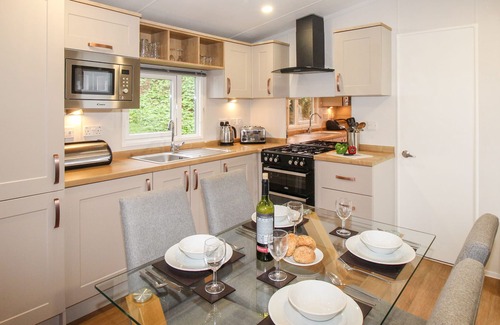 Swanage Cabine | 92 DAISY, with pool in Swanage