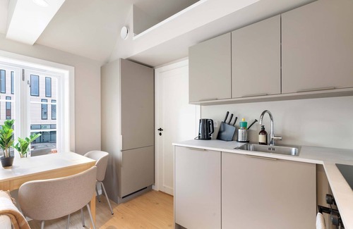 Kristiansand Maison | 92m to Kvadraturen I Renovated 2025 l Balcony