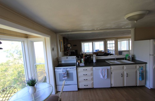 Sagamore Beach Maison | 93 Phillips Rd SD246