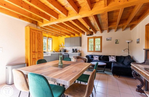 Cunlhat Maison | 95 m² Gîte ∙ 4 chambres ∙ 8 personnes