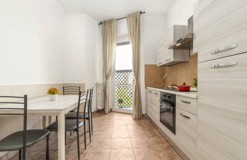 Cesano Boscone Station Balnéaire | 95 m² Chambre privée ∙ 1 chambre ∙ 1 personne