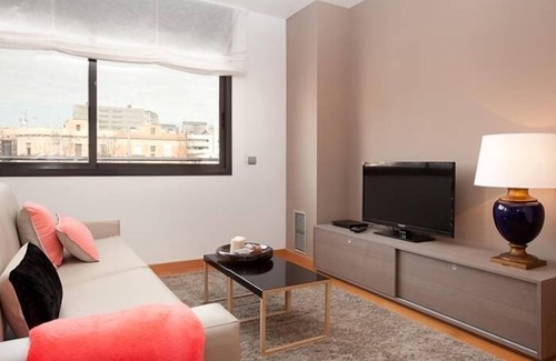 Diagonal Mar i el Front Maritim del Poblenou Appartement | 982 New Beach Apartment w/Pool