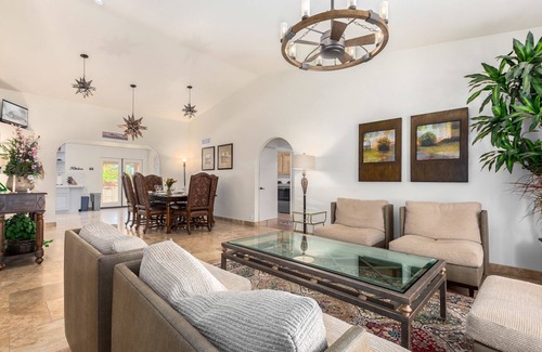 Glendale Maison | 99 Palms Events: BARN, Pool, games, grass, 6 beds
