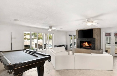 Green Valley North Maison | 9Bd/9Ba Mansion on Golf Course-Amazing retreat estate