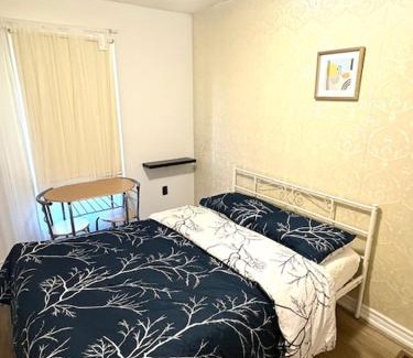 Toronto Lit Et Petit-Déjeuner | 9mins airport 1 min to shopping mall