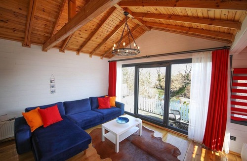 Agva Villa | Ağva'da nehir kenarında ahşap dubleks villa keyfi ..