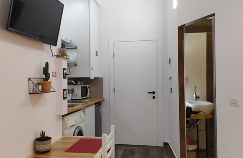 Blloku Maison | A-1 · Cosy Modern Studio With Balcony in Blloku