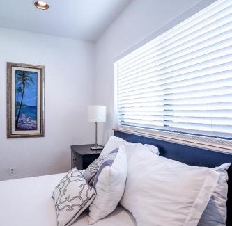 Hendricks and Venice Isles Maison | A 1bedroom Las Olas on the water