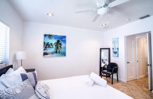 Hendricks and Venice Isles Maison | A 1bedroom Las Olas on the water