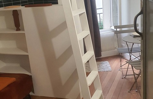 Passy Appartement | Cozy room Paris ; Eiffel tower , a 2 mn de Trocadero