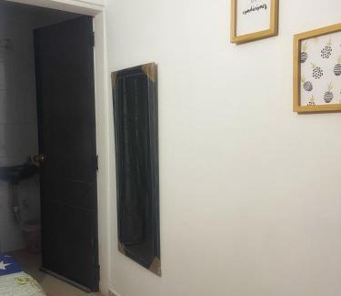 Calle 26 Maison | A 5 minutos aeropuerto. Habitación pequeña