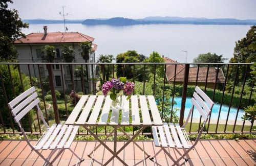 Belgirate Appartement | A Balcony on Lake Maggiore