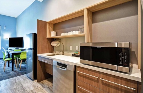 The East Side Maison | A base in the birthplace of biotech !!