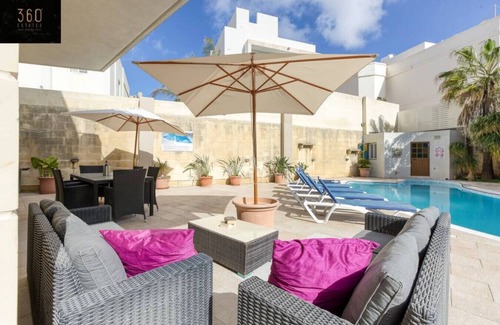 Naxxar Maison | A beautiful 4BR villa with private pool & deck