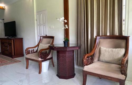 Tomohon Villa | A beautiful and Spacious Rumah Manado 2 Bedrooms with Bathrooms Villa Marion Tomohon
