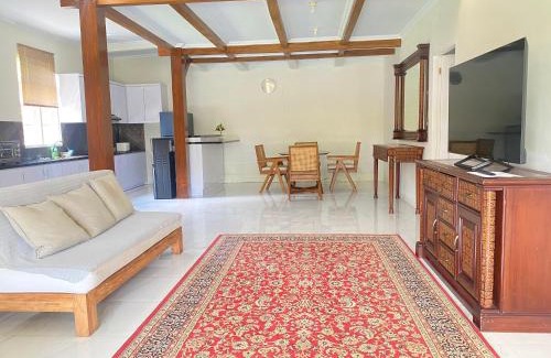 Tomohon Villa | A beautiful and Spacious Rumah Manado 2 Bedrooms with Bathrooms Villa Marion Tomohon