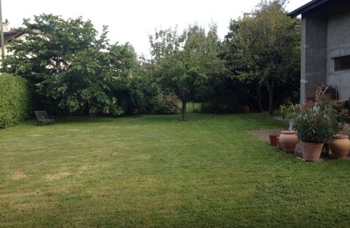 Cartigny Appartement | UN BEAU LOFT INDEPENDANT (50m2) dans un jardin (2 personnes)