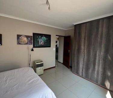 Kempton Park Maison | A beautiful modernize 4 bedrooms stand alone house
