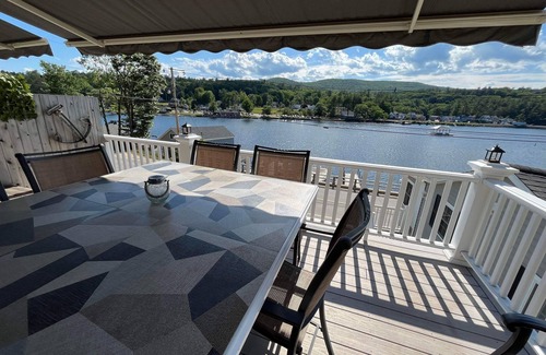 Alton Bay Maison | A Beautifully Maintained Home, right in the heart of Alton Bay