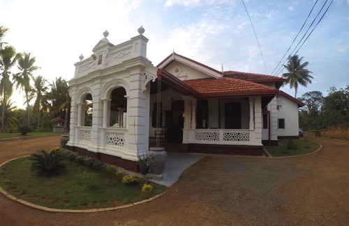 Malimbada Villa | Une villa coloniale magnifiquement rénovée de 4 chambres