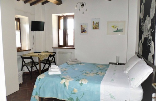 Rosora Lit Et Petit-Déjeuner | A Bed and Breakfast, in the heart of the Marche region, immersed in the hills
