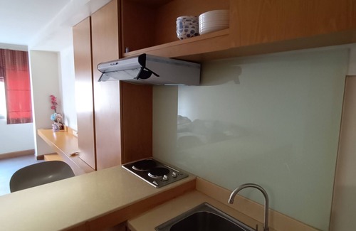 Nong Bon Appartement | A Bedroom and Den next to MRT