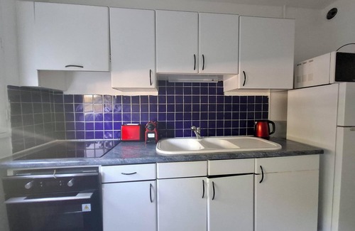 Morsang-sur-Orge Appartement | A break for family, friends or work - Spacious F3 WiFi dedicated office parking