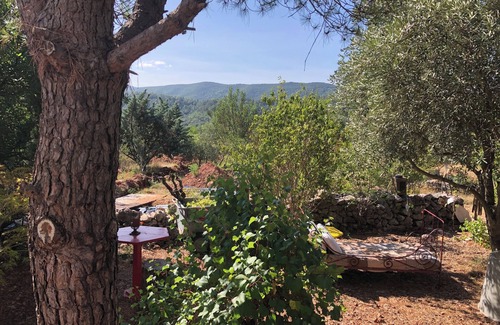 Bedarieux Maison | A break in a mazet in Occitania